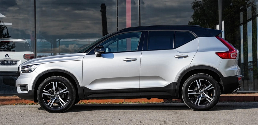 Volvo XC 40 cena 118900 przebieg: 121000, rok produkcji 2019 z Grajewo małe 781